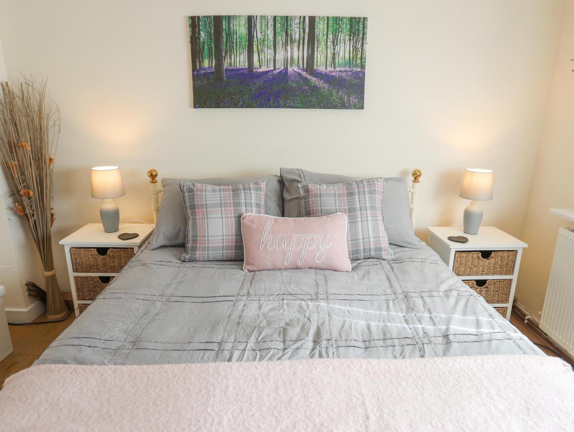 Cuddfan Holiday home