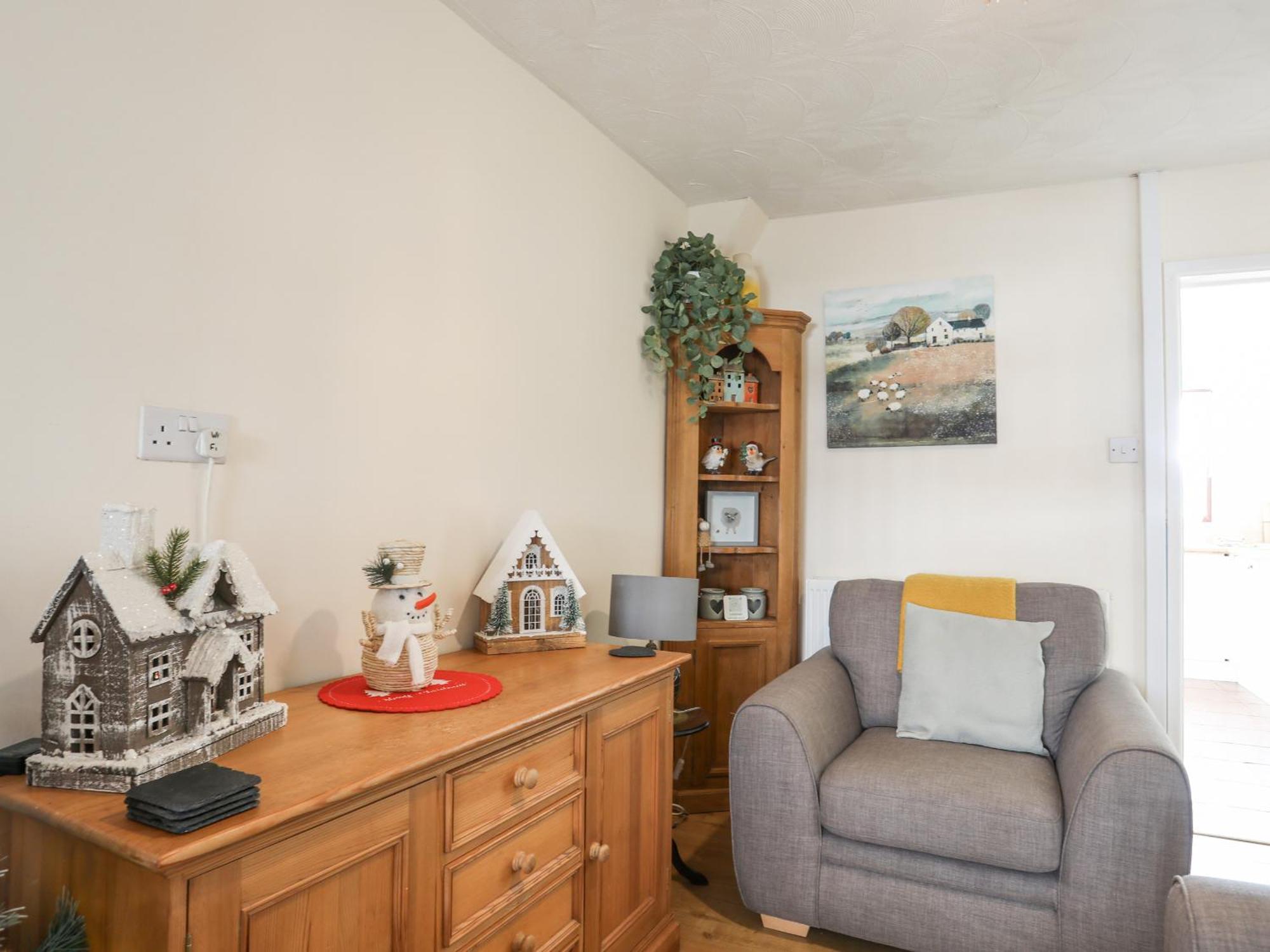 Cuddfan Holiday home